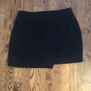 Banana Republic black asymmetrical mini skirt